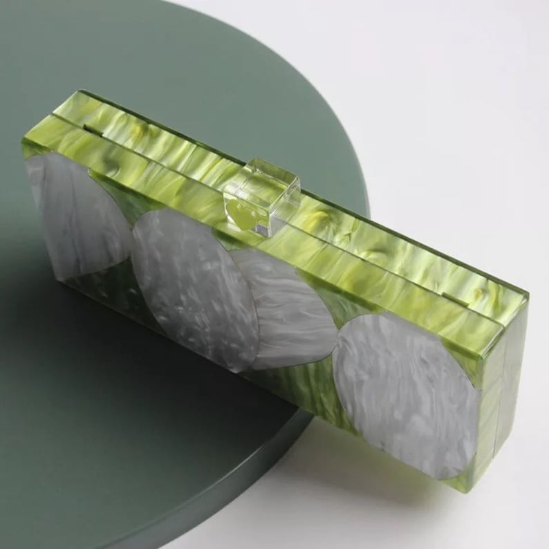 Heart pattern green and white long acrylic clutch with the acrylic strap and metal chain Retro acrylic clutch Evening clutch Party clutch