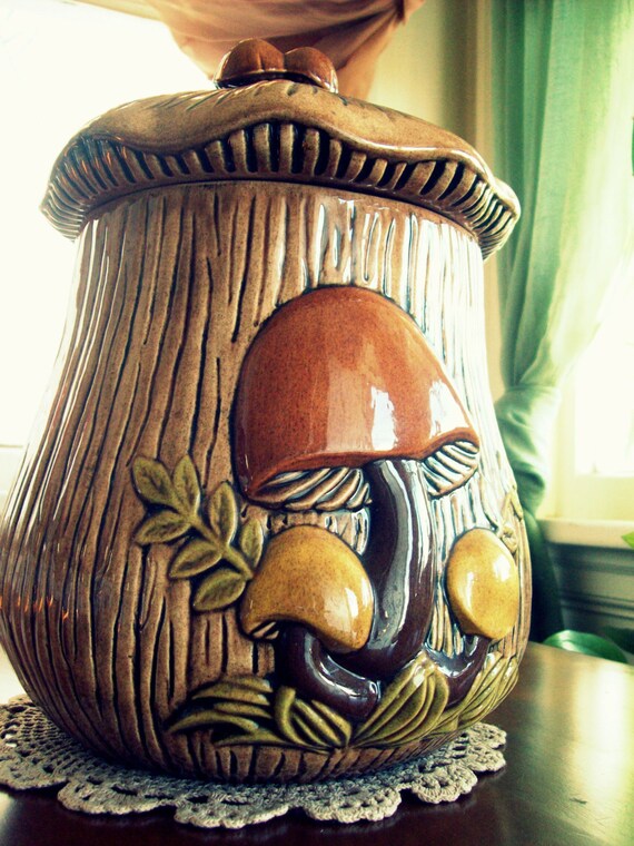 Items similar to Extra Large Vintage Mushroom Cookie Jar with Lid on Etsy