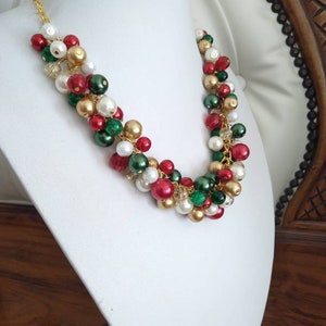 Green, Gold, Red Christmas Necklace, Holiday Necklace, Chunky Statement Pearl Cluster Necklace, Party Necklace and Earrings Jewelry Set image 9