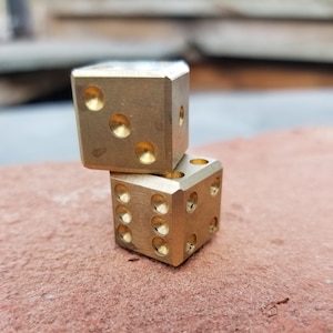 Pair of brass dice, 5/8&quot;, perfect for a unique gift or for games!