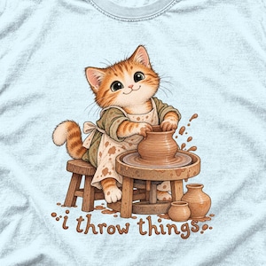 Funny Cat Pottery Wheel T-Shirt | Ceramic Artist Gift (Comfort Colors)