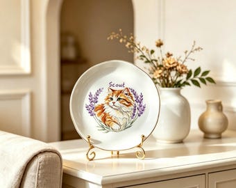 Personalized Ginger Cat Decorative Plate, Hand Painted Pet Portrait Art Dish, Custom Name Tabletop Ornament, Gift for Cat Lover