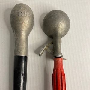 Vintage ice cream scoops set of 2 Peerless red handle and commercial black handle 1920-1930&#39;s