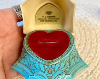 Vintage heart shaped ring box celluloid art deco teal and white clamshell velvet lined