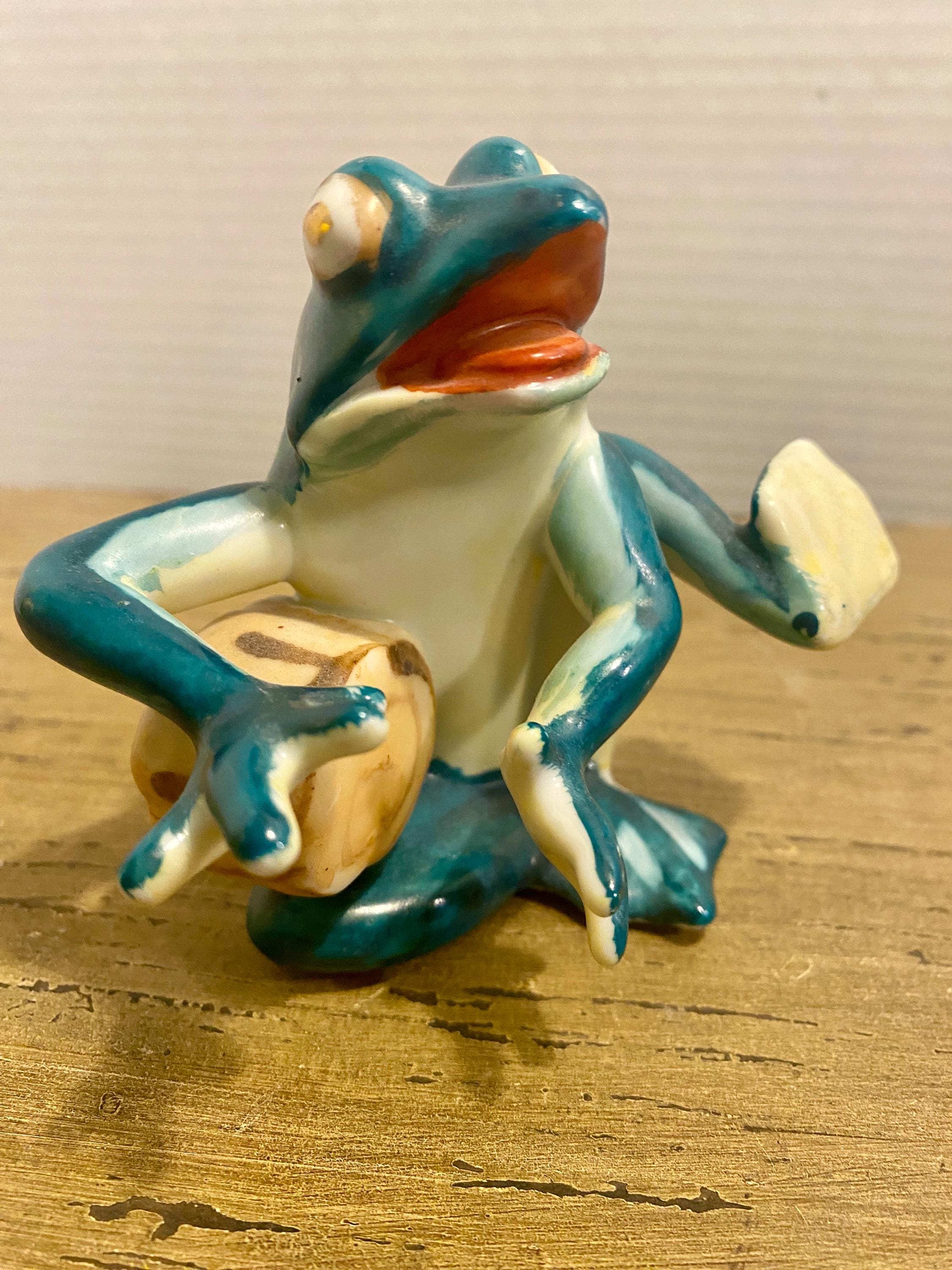 Occupied Japan Anthropomorphic Frog Playing Drum , Vintage Japan