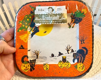 Vintage Halloween plates NOS 8-6” Rembrandt witches black cats ribbed