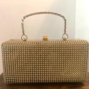 Vintage handbag gold tone bead design  by Ande very nice vintage condition 1950s and 1960s, retro fashion