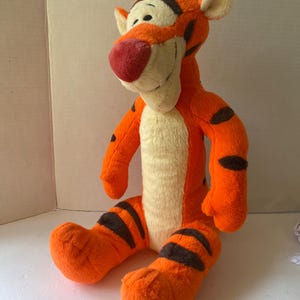 Vintage Disney Tigger soft plush Burbank Disney store