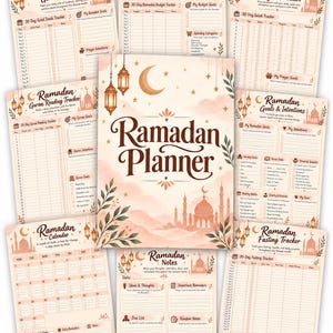 Op de afbeelding: Een verzameling Ramadan-plannerpagina's in zachte perzik- en crèmetinten met illustraties van lantaarns, een halve maan en moskeesilhouetten. De pagina's bevatten trackers voor vasten, gebed, koranlezen, budget en persoonlijke doelen.