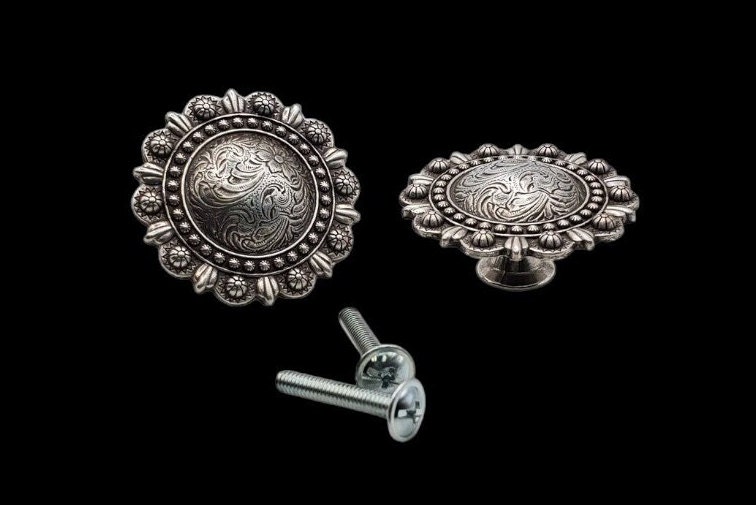 TexHAs Berries cabinet knobs (pair) antique silver