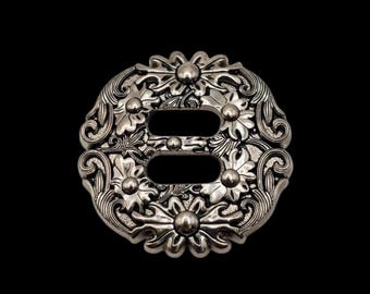 1 1/2" Floral top Slotted Concho NP