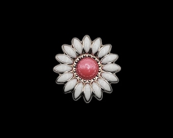 Concho con rosca blanca/rosa de margarita de 3/4"