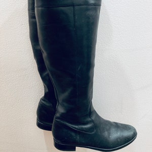Knee High Black Leather size 6 Y2K boots, riding boots