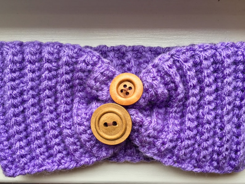 Hand crocheted baby headband with wooden buttons size 0-2yrs
