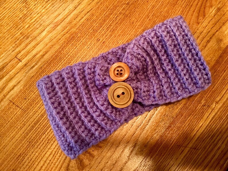 Hand crocheted baby headband with wooden buttons size 0-2yrs