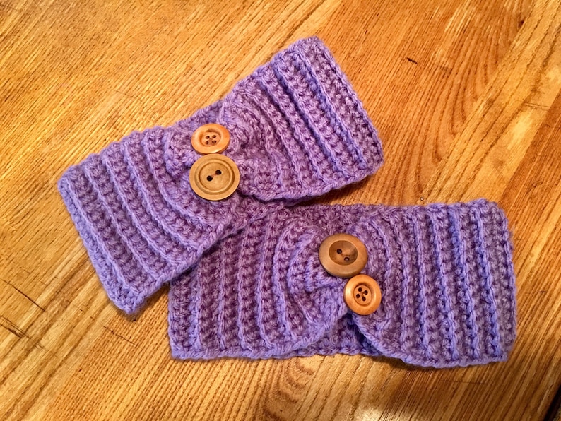 Hand crocheted baby headband with wooden buttons size 0-2yrs