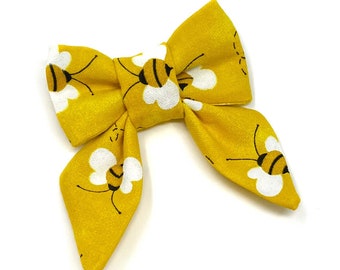 Bees, Sailor Bow Tie for Cat or Small Dog, Collar NOT Included, Over the Collar Pet Accessory, Handmade in Canada, Yellow, Honey Bee, Bumble