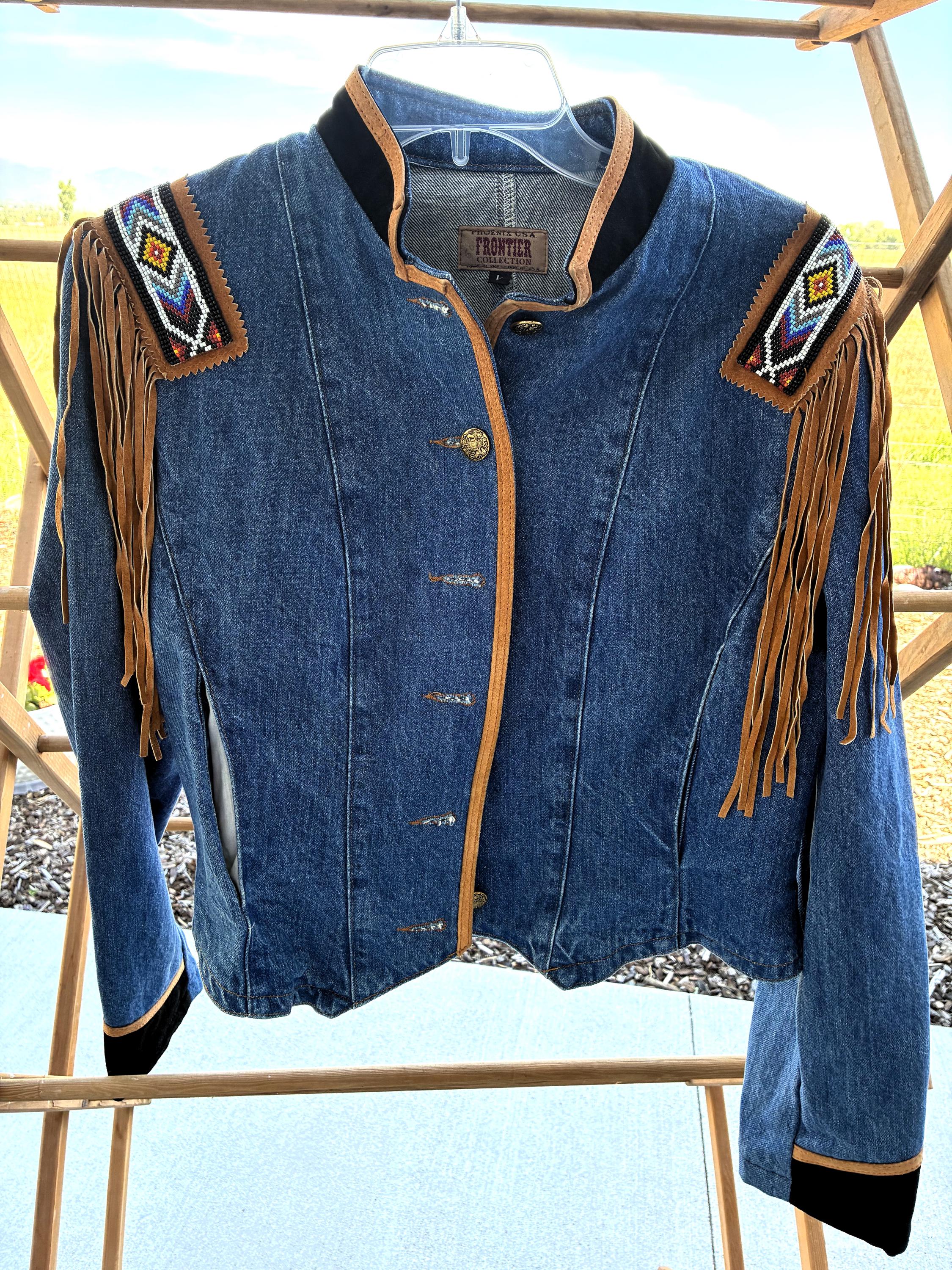 USA Phoenix Women's Vintage Frontier Collection Western Tribal