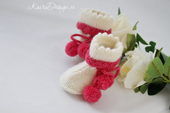 newborn knitted shoes