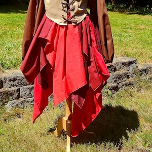 20% OFF! Carousel Skirt in Reds