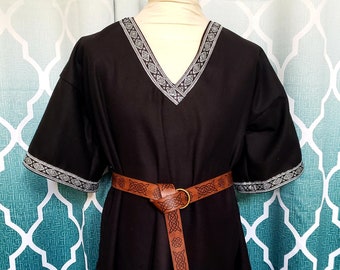 5% OFF! 2XL Viking Over Tunic in Black Wool with Silver Trim