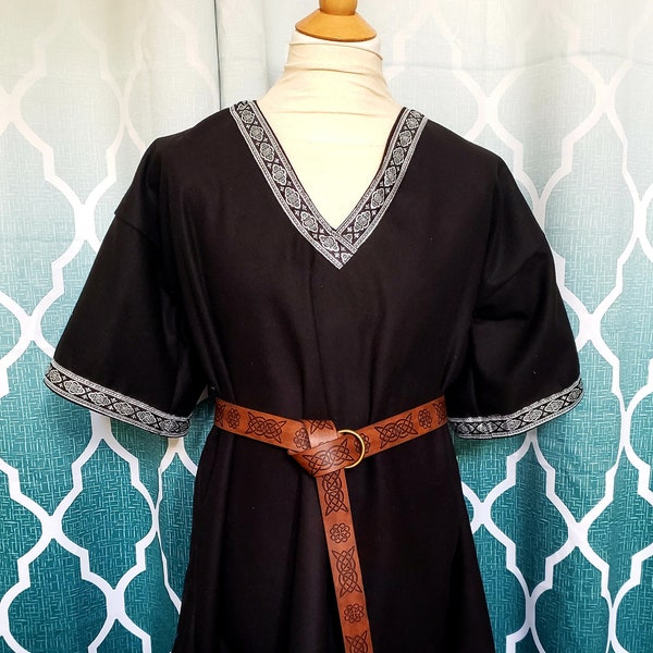 5% OFF! 2XL Viking Over Tunic in Black Wool with Silver Trim