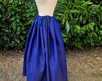Classic Skirt in Navy Cotton