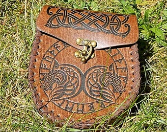 Wolf Pouch in Brown Leather
