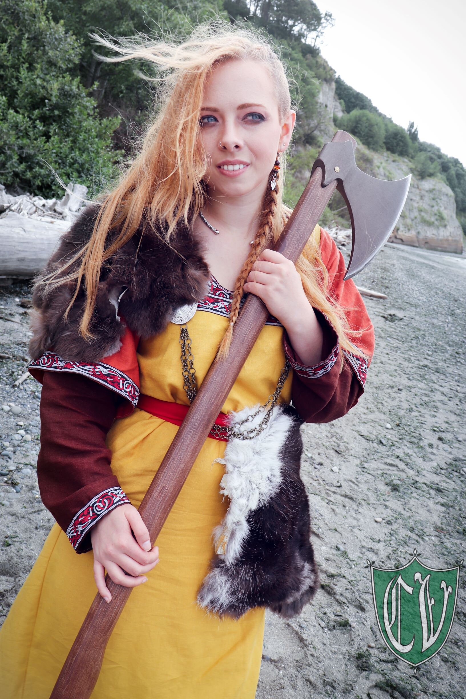 Custom Women's Viking Garb Set | Etsy