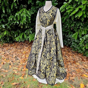 Seitlicher Überrock aus olivgrünem und schwarzem Taft