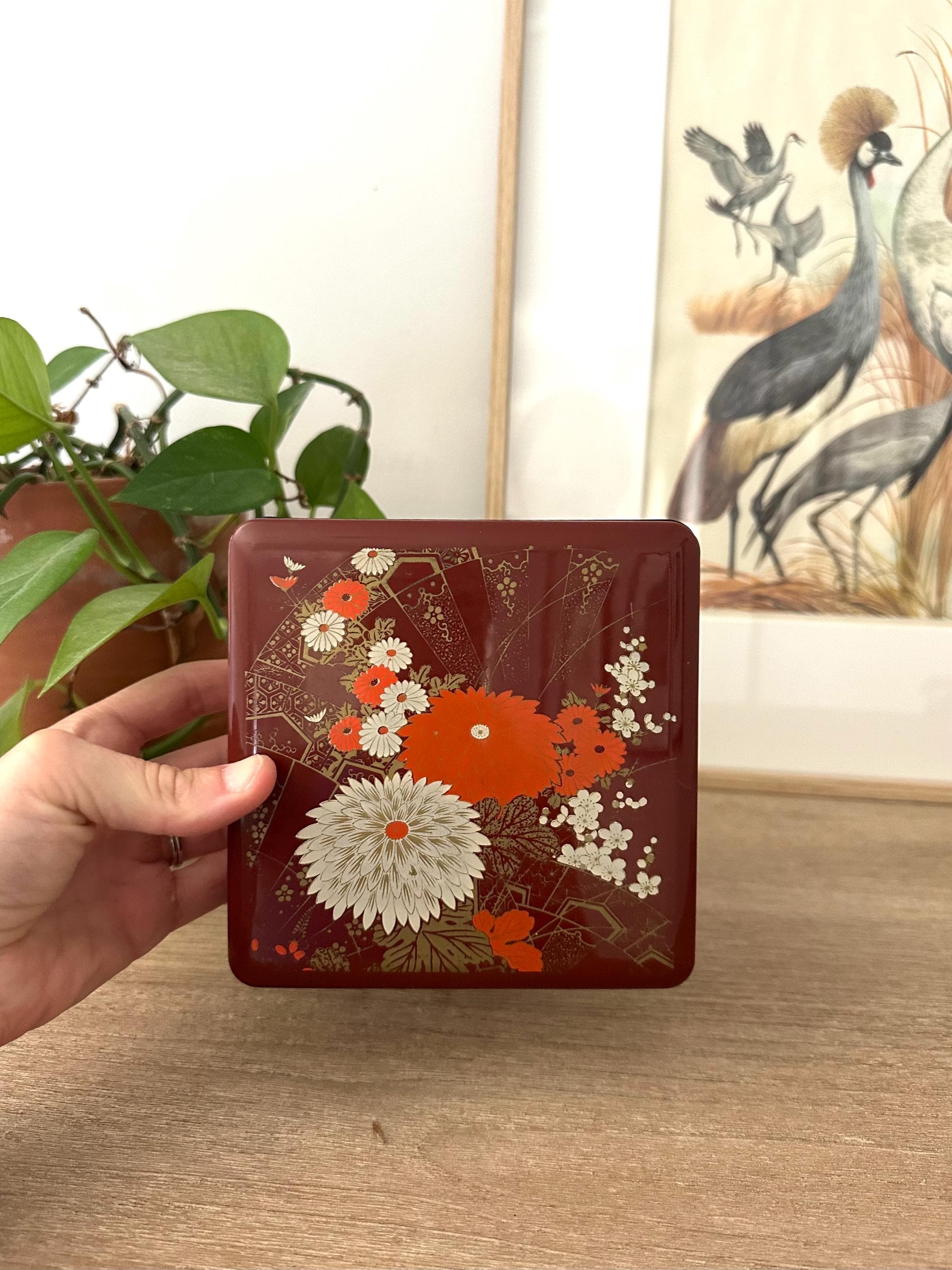 Japanese Lacquer Tissue Box - Etsy