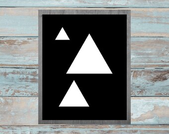 Triangles Wall Art, Printable Wall Art, White Triangle Wall Print, Triangle Wall Décor, Triangle Art, Triangle Poster Print, Minimal Art