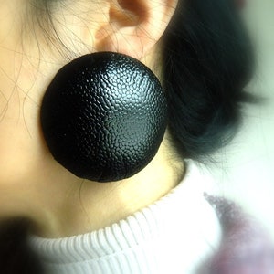 Black Lizard Embossed Leather Earrings: Contemporary Statement Jewelry