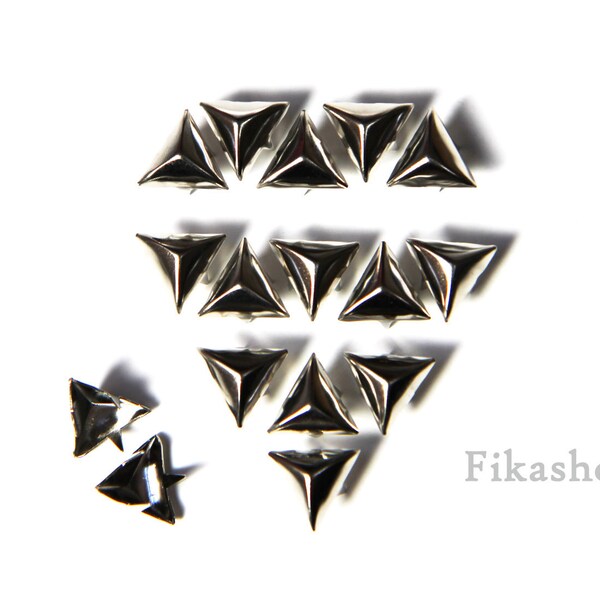 10% Off Clearance SALE: 10mm 100pcs Silver triangle studs / HIGH Quality - Fikashop