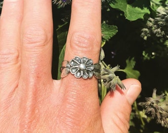 sterling silver flower ring | size 9 10 11 | oxidized boho sculpted wildflower ring