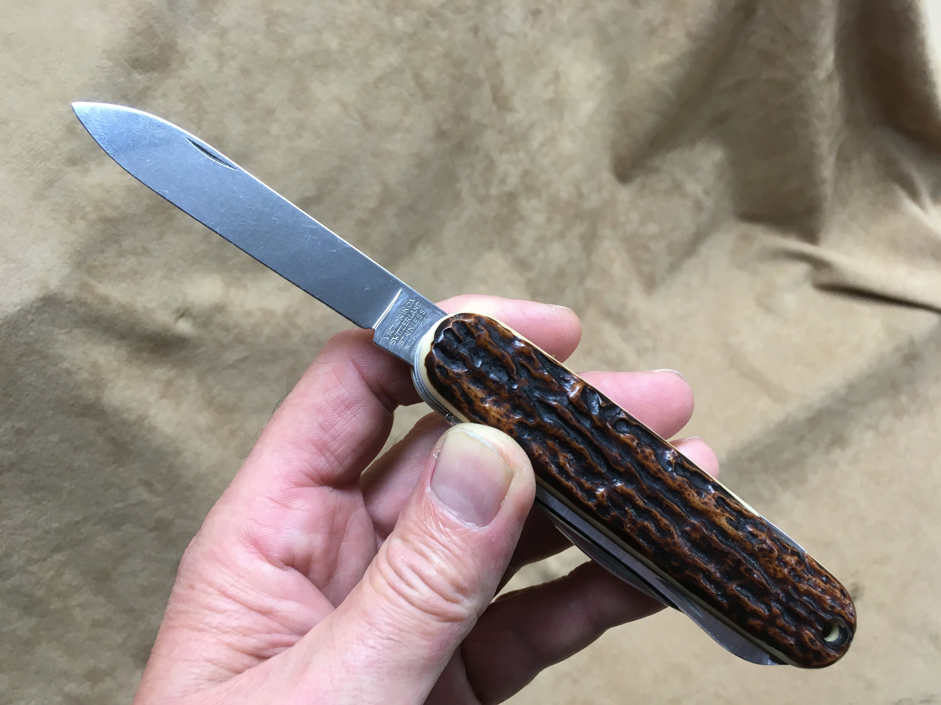 Victorinox 108mm Victorinox Safari Hunter 108mm Victorinox Solo 