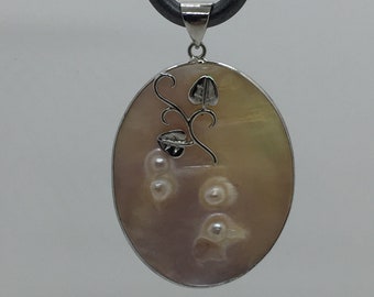 Large Natural Blister Pearl Necklace Pendant, Shimmery Pink w Scrolling Vine & Leaves
