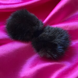 MINK HAIR POM DUSTY CORAL MINK HAIR POM DUSTY CORAL