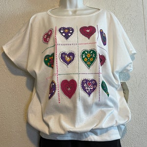 Vintage 1990s Slouchy Tee w. Cottage Heart Puff Graphics . L . NWT