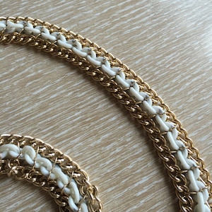 Metal & Plastic Vintage Lightweight Chain Belt