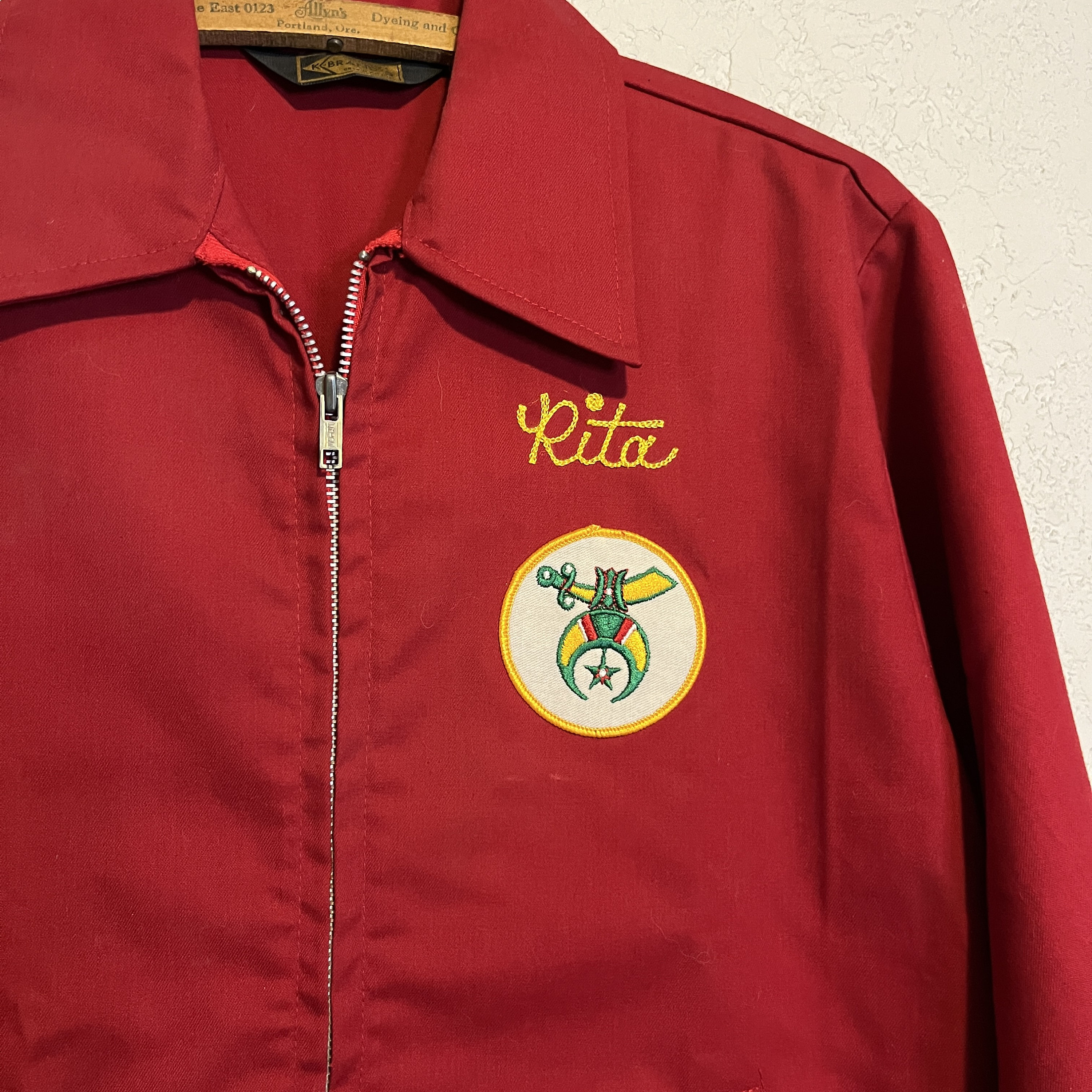 Vintage Shriners Red Windbreaker Jacket W. Chainstitch