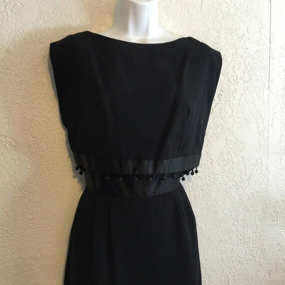 Unique 1950s Black Fringe Ball Wiggle Dress Set, F