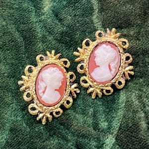 1960s Cameo Frames - Etsy