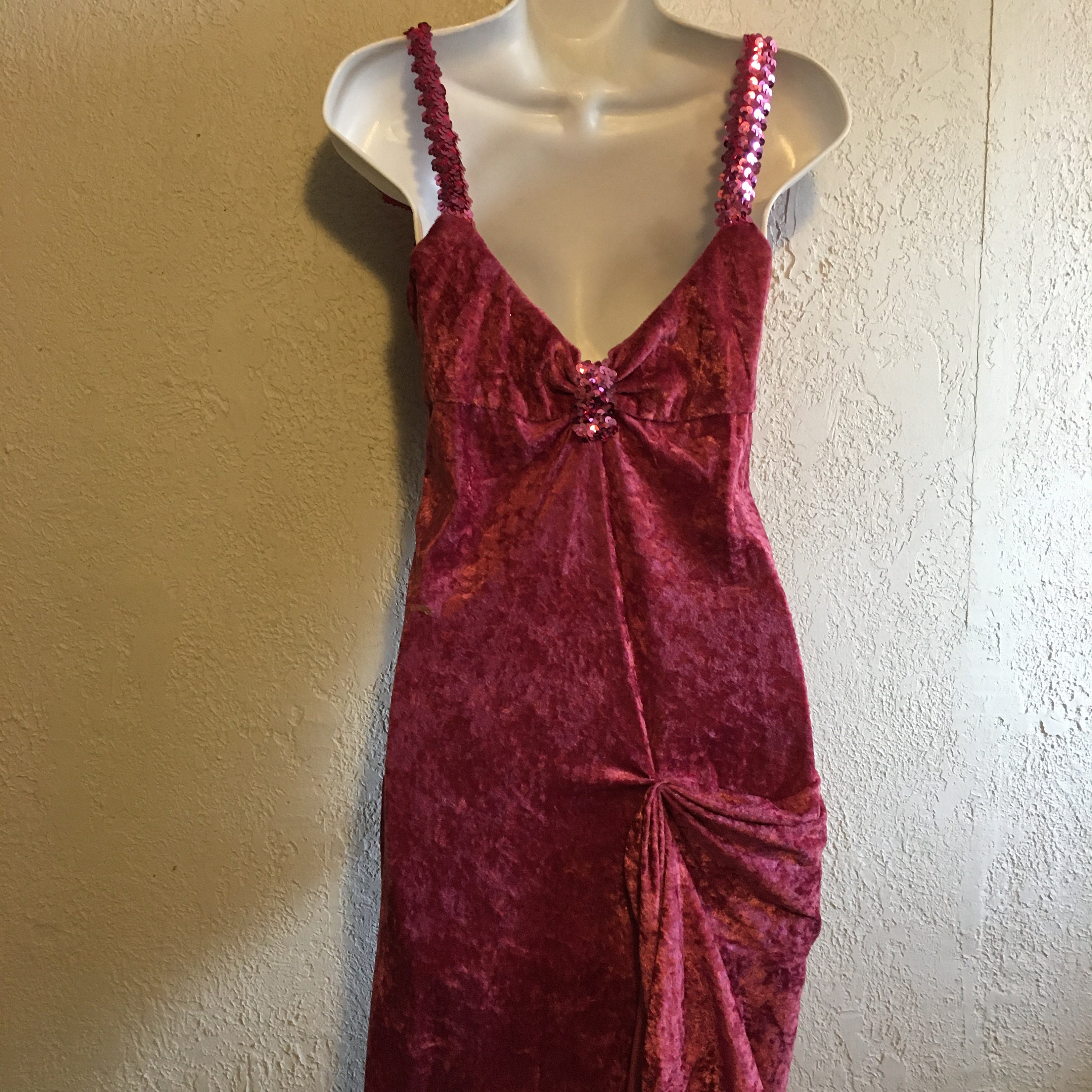 90s pink velvet dress Vintage 90s Burgundy velvet maxi dress with mermaid ruffle trim (L/XL) –  Holy Thrift