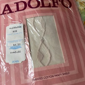 Vintage texturierte creme / weiße Strumpfhose in Paket von Adolfo