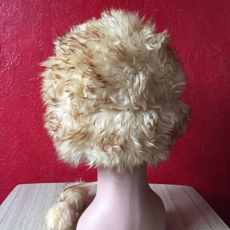 Vintage Shearling Tuscan Lamb Fur Winter Hat Pom Poms Suede Leather Back Ushanka
