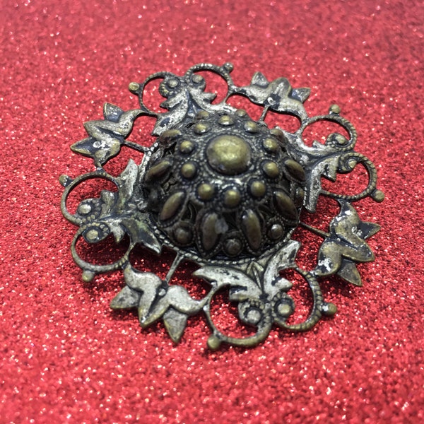 Ornate Vintage Filigree Brooch or Pendant