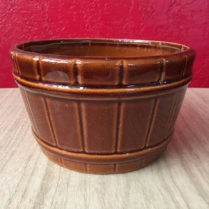 Cute Vintage Pottery Barrel Planter, Made In Taiwan