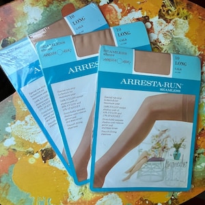 3x Vintage Nylon Stockings in Package . Gaymode, Penneys . 10 Long
