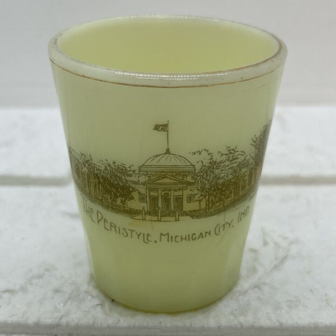 Pichet ou crémier en verre transparent Steuben (D'occasion) à Genève